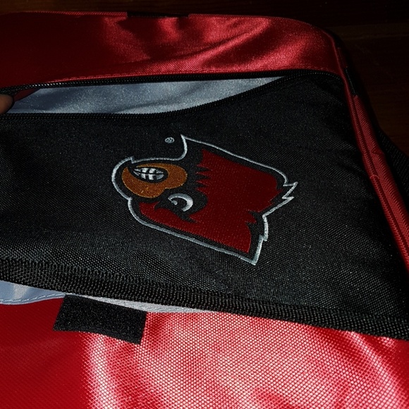 Louisville Cardinal 9 by 13 Carrying Case - Picture 5 of 5
